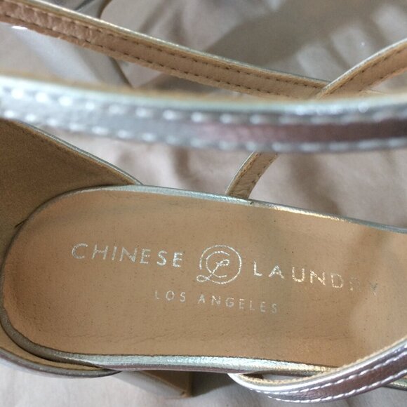 NEW Chinese Laundry Silver Sandals Strappy Heels Ankle Teri Size 8 ½ - Picture 3 of 7